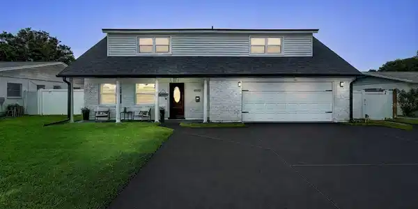 8407 QUARTZ PLACE