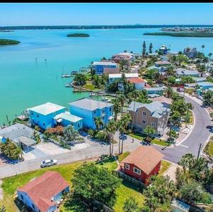 13100 BOCA CIEGA AVENUE