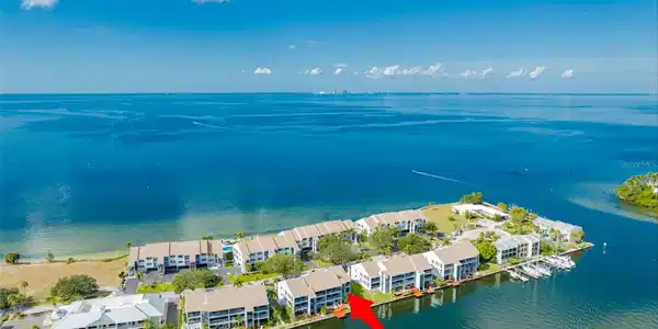 811 BAHIA DEL SOL DRIVE