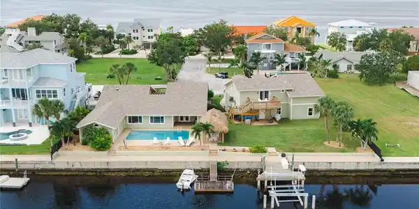 3154 BRIGANTINE COURT