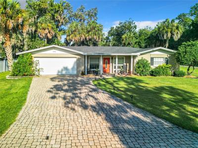 556 NW 9TH AVENUE