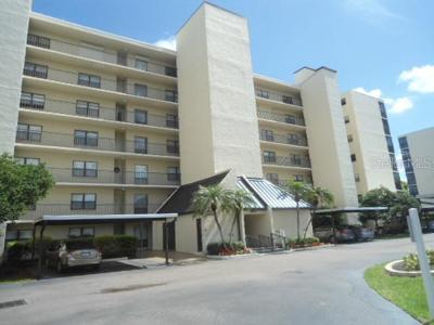 2800 COVE CAY DRIVE