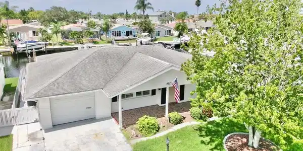 4921 SHELL STREAM BOULEVARD