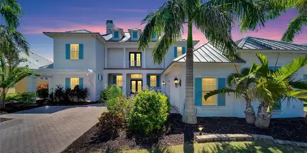 5305 LOON NEST COURT