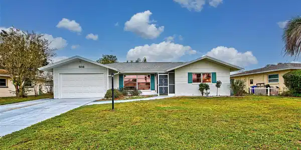 556 GLEN OAK ROAD