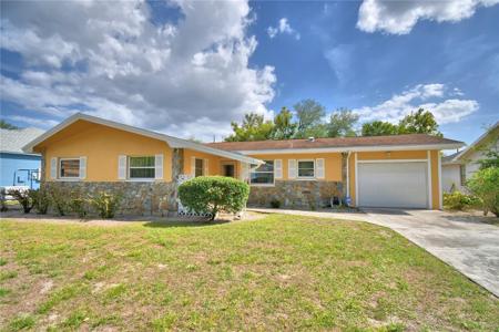 2779 ROBINWOOD DRIVE