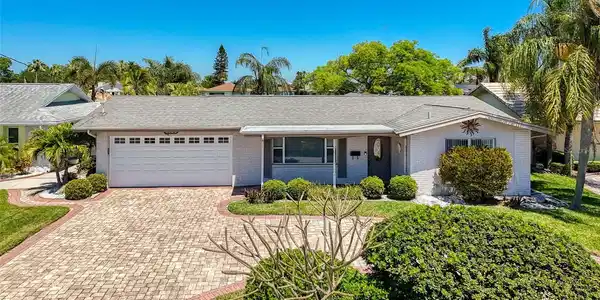 3925 FLORAMAR TERRACE