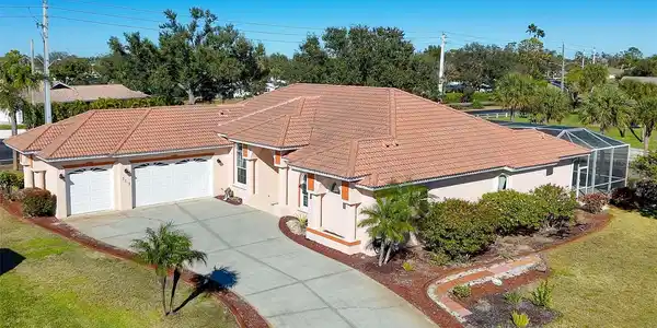 373 ARDENWOOD DRIVE