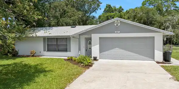 221 PUTNAM