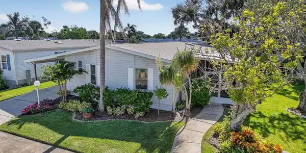 165 NIGHTINGALE CIRCLE