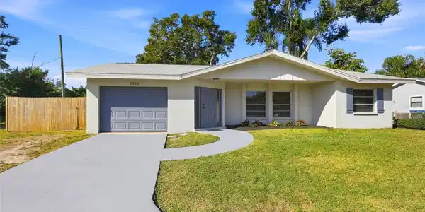 6226 CAMPHOR AVENUE