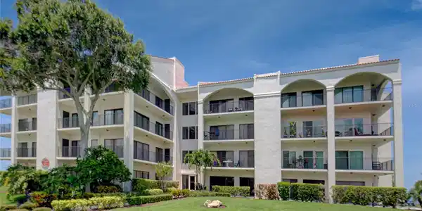 308 MARINER DRIVE