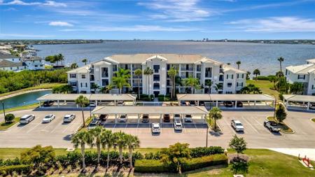 850 TIDEWATER SHORES LOOP