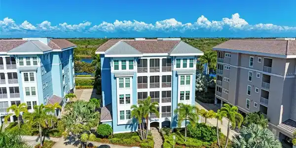 391 ARUBA CIRCLE