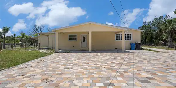 5012 TROYDALE ROAD