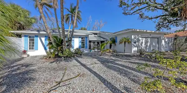 710 BIRDSONG LANE