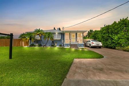219 DARST