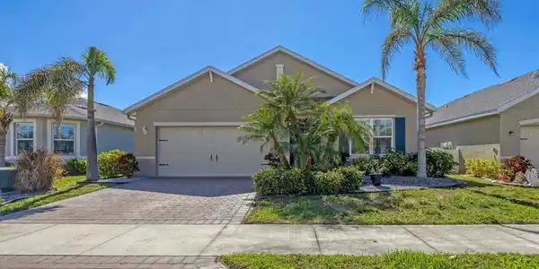 8969 MONDIAL COURT