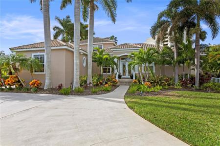 5944 BAY DRIVE