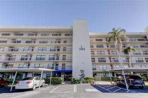 1324 PASADENA S