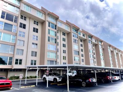 632 EDGEWATER