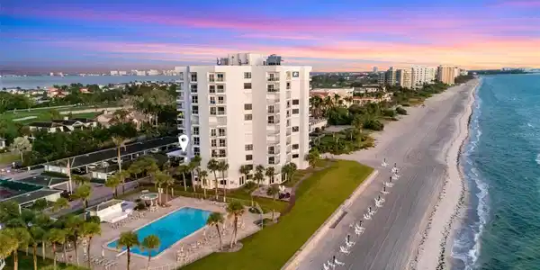 1000 LONGBOAT CLUB ROAD