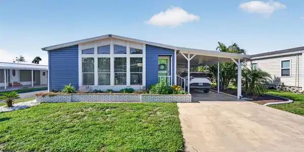 46 N EASTER ISLAND CIRCLE