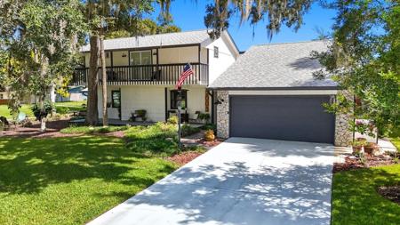 2003 PINE TREE DRIVE