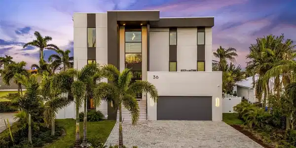 36 DOLPHIN DRIVE