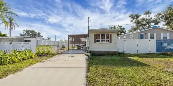 208 SIERRA STREET