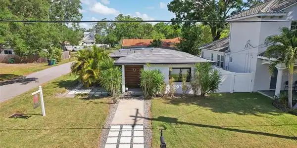 3131 W FIELDER STREET