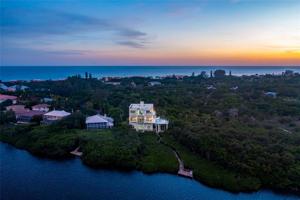 5442 GULF OF MEXICO DR