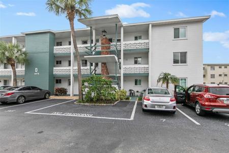 1828 SUNNY DRIVE