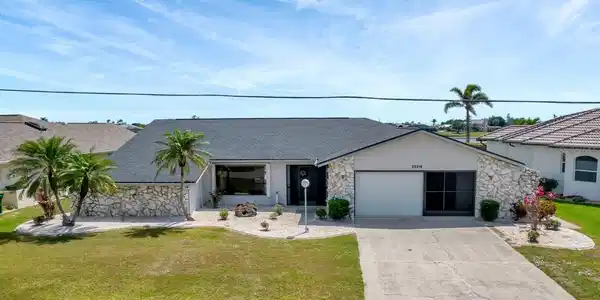 25319 VANTAGE LANE