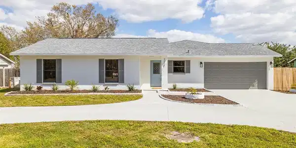 7127 13TH E