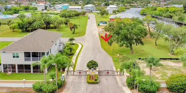 Lot 3 ELISABETHAN LANE