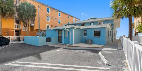 614 GULF BOULEVARD