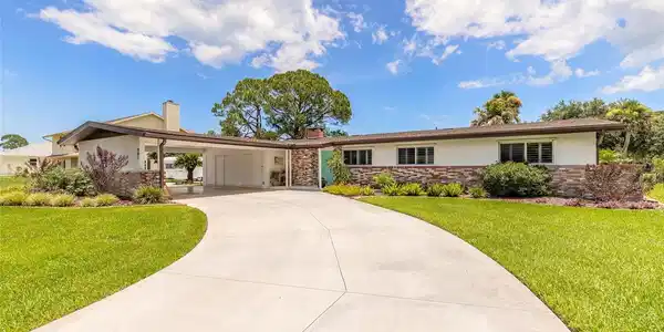 801 FAIRWAY DRIVE