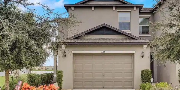 606 ROYAL EMPRESS DRIVE