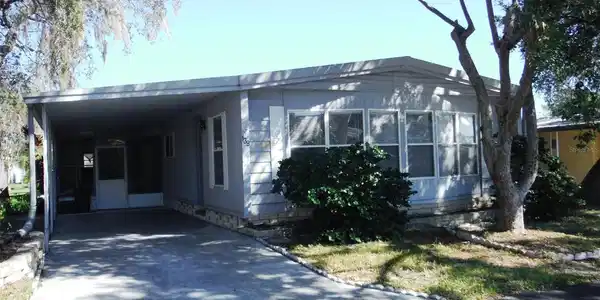139 FOREST LANE