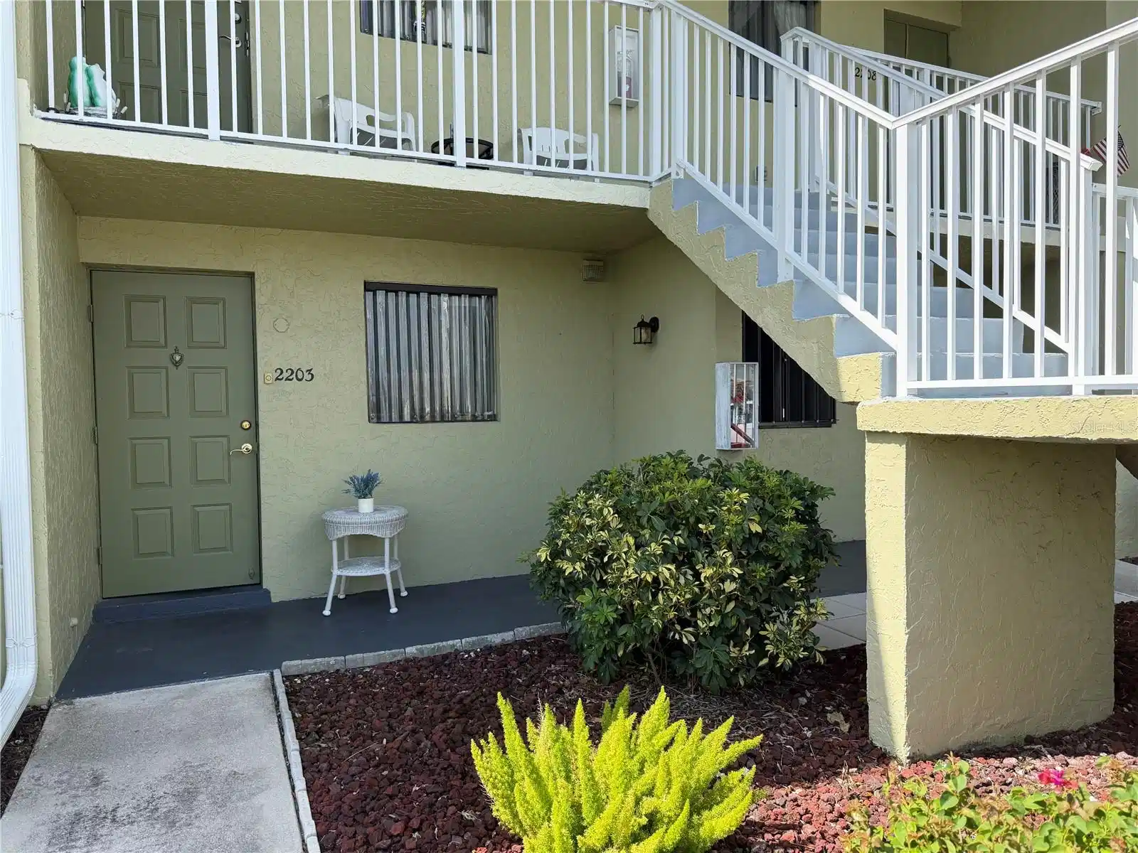 Image 1 Image 1