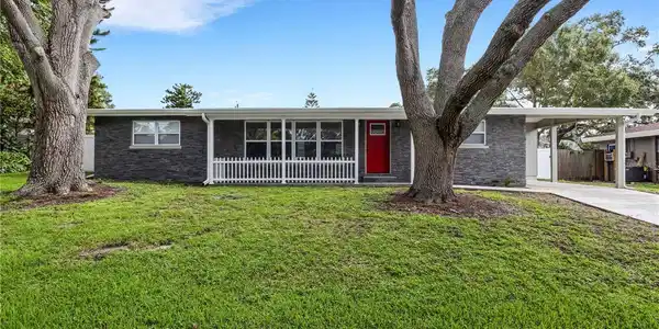 2073 OVERBROOK N