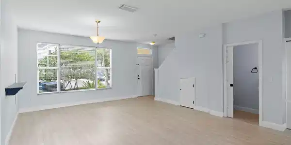 Image 4 Image 4