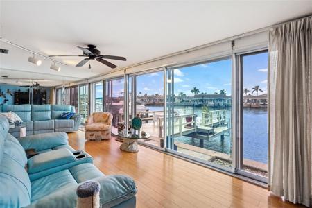 541 BOCA CIEGA POINT BOULEVARD S