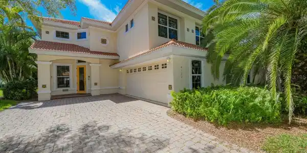 4122 OSPREY HARBOUR