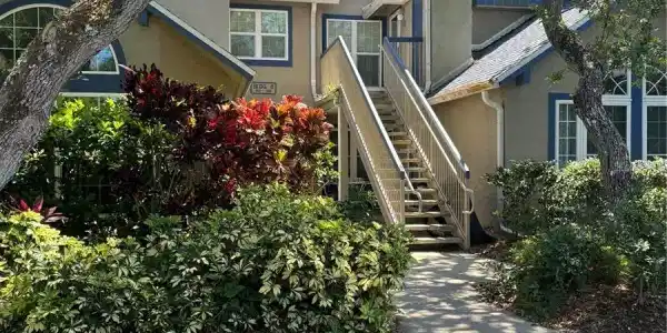 853 WINDOVER COURT