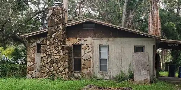405 PINE S