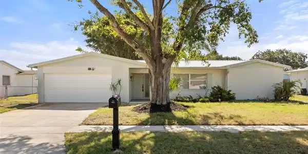 1840 SANDBAR DRIVE
