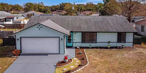 3327 PINE TREE DRIVE