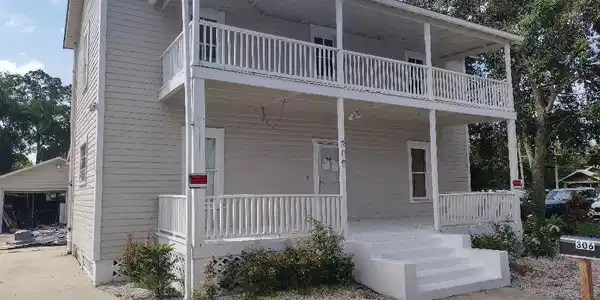 306 MURRAY STREET